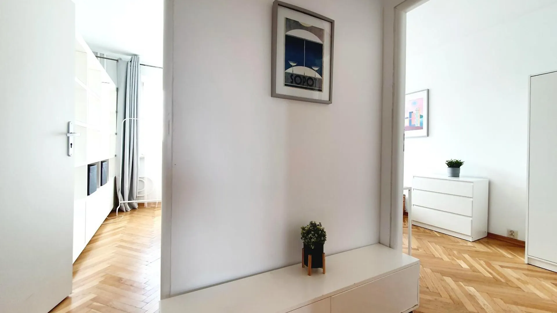 Apartment Duze Mieszkanie Na Plowcach Sopot Poland